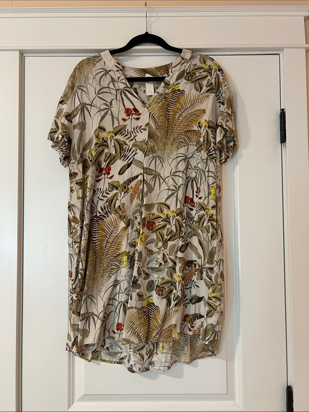 H&M Jungle Print dress